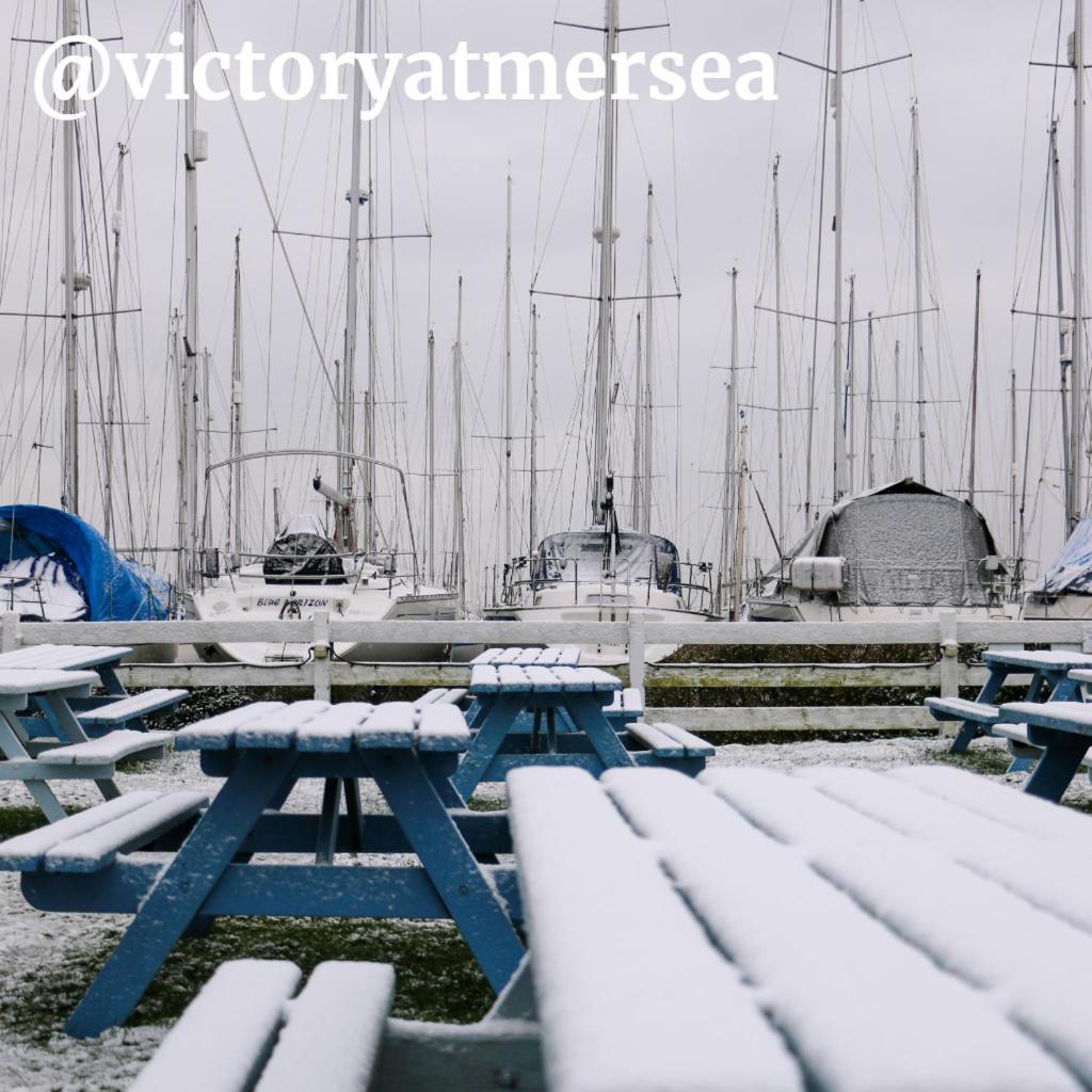 The Victory At Mersea Вест-Мерсі Екстер'єр фото